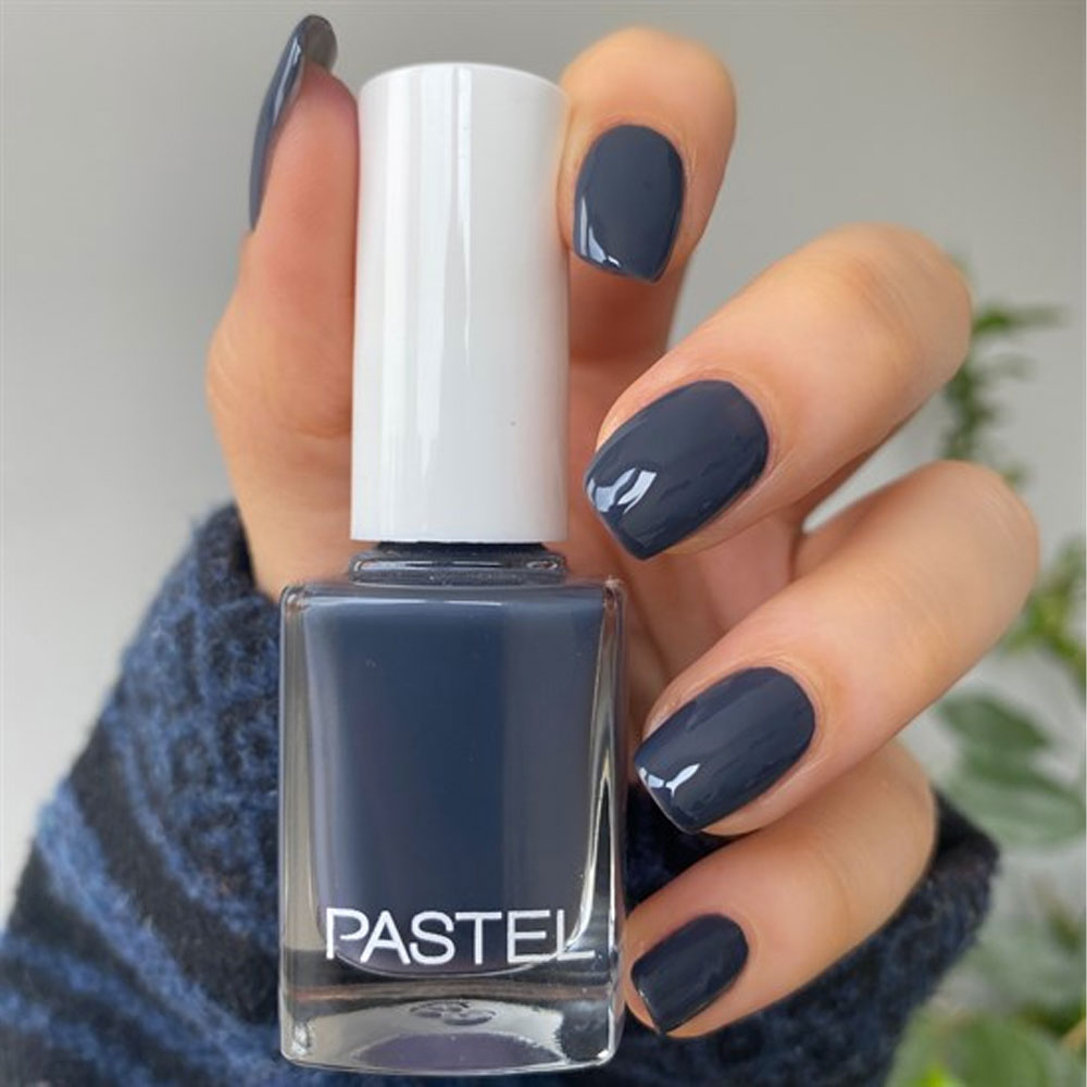 Pastel Nail Polish Grey Blue 13